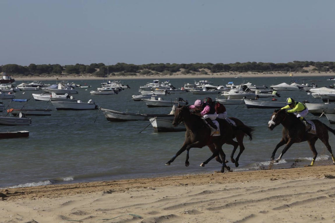 FOTOS: Primer ciclo de las Carreras de Caballos de Sanlúcar 2021
