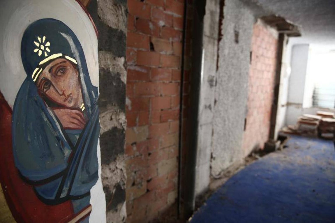 En imágenes: El edificio parroquial de La Paloma, siete meses después de la explosión