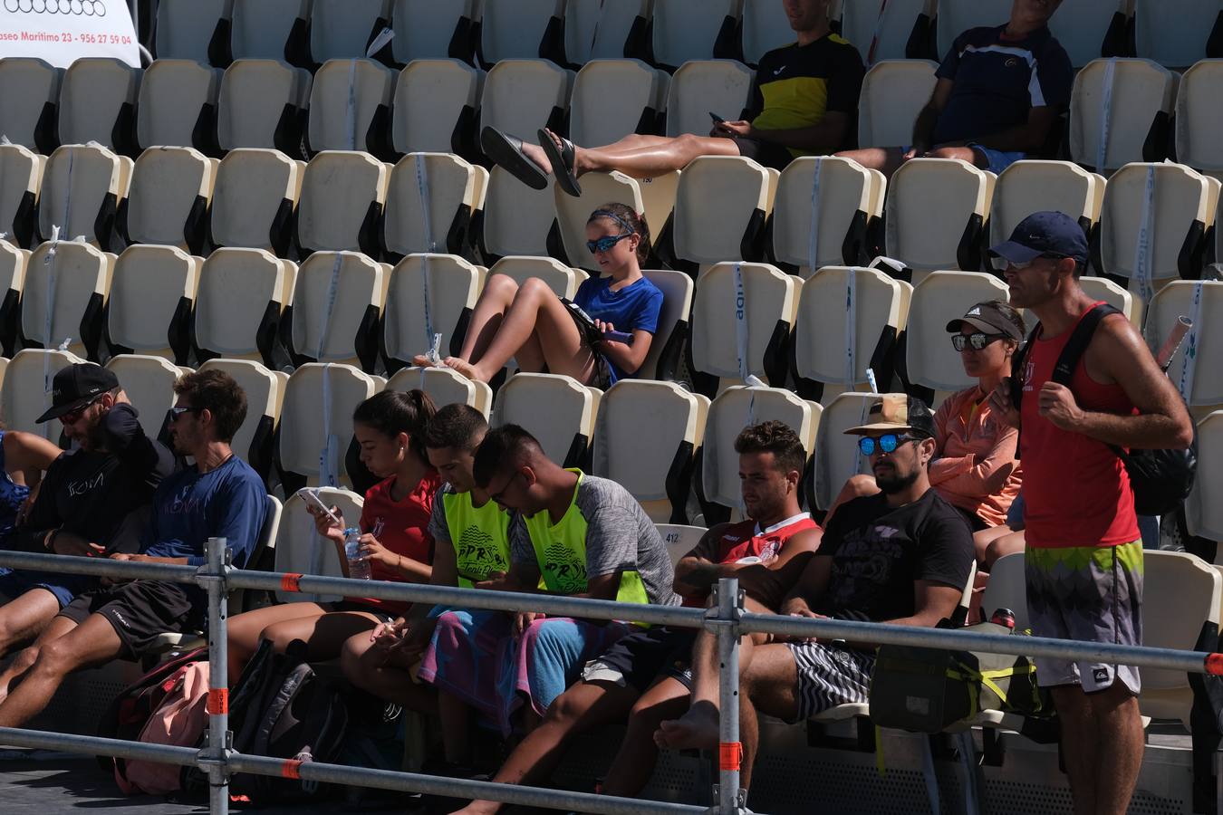 FOTOS: Liga Mapfre de Tenis Playa en La Victoria, en Cádiz capital