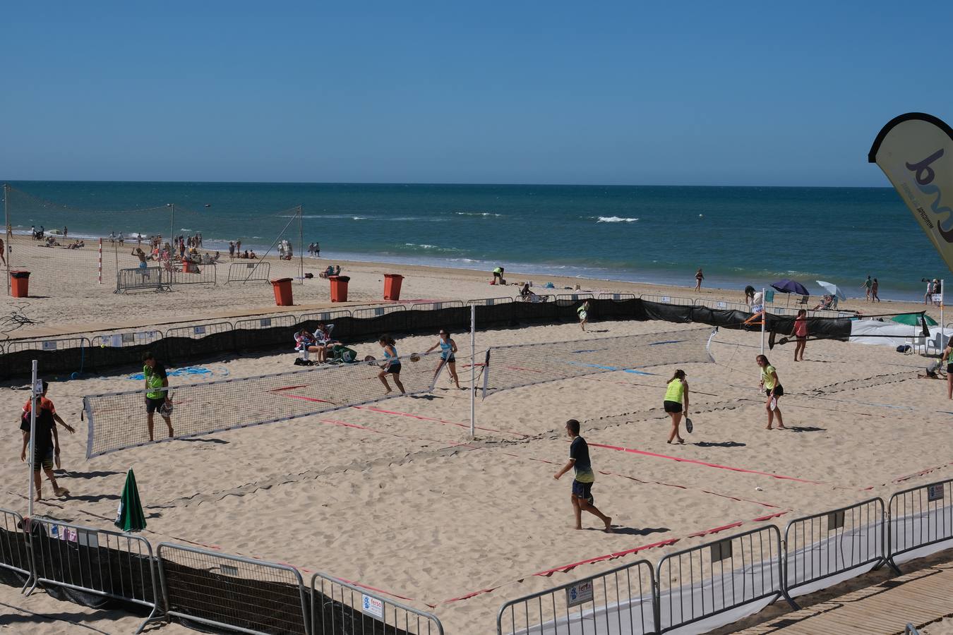 FOTOS: Liga Mapfre de Tenis Playa en La Victoria, en Cádiz capital