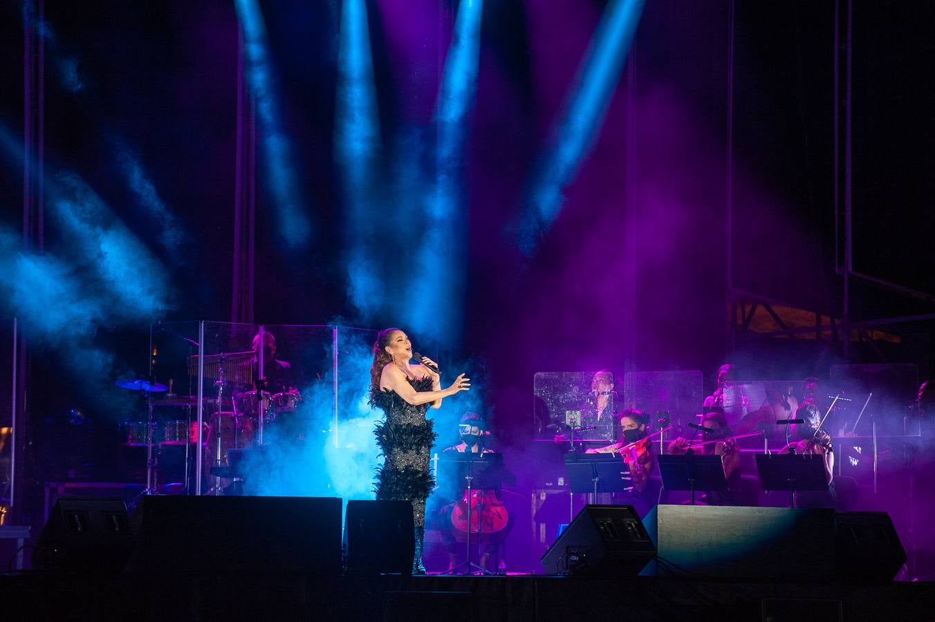 Fotos Isabel Pantoja encandila con su concierto en Jerez