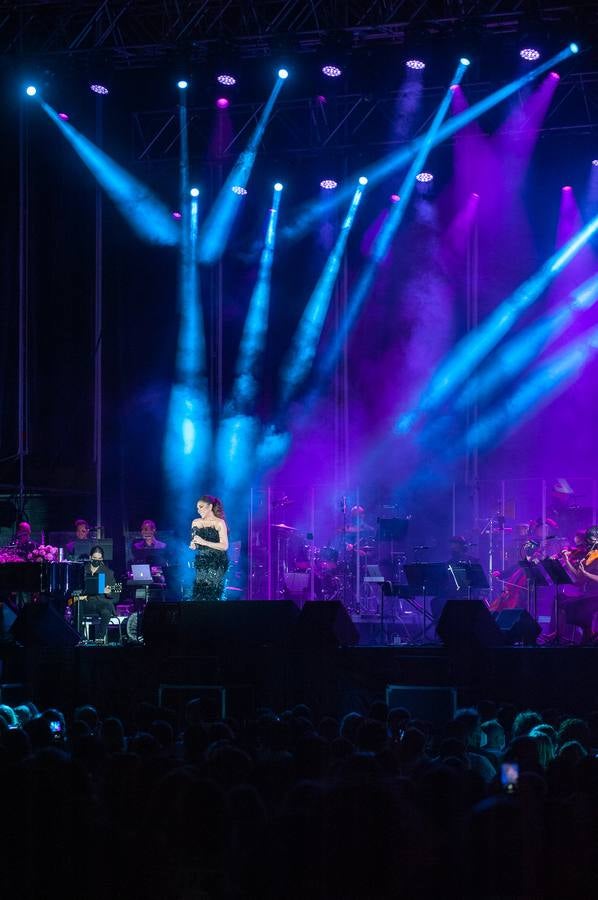 Fotos Isabel Pantoja encandila con su concierto en Jerez