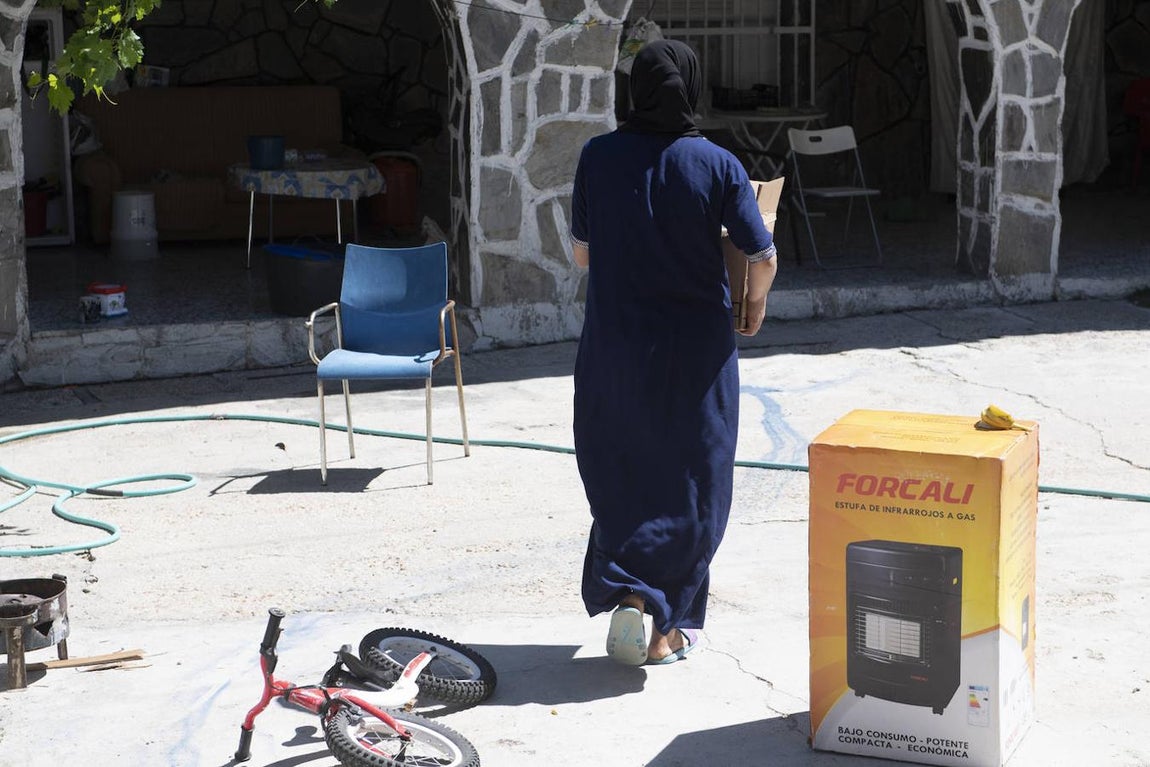 Así viven los habitantes del sector de Perales del Río en la Cañada Real