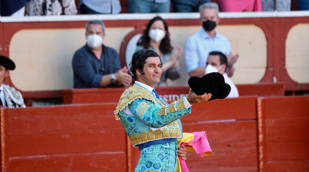 Las imágenes de la encerrona de Morante en el Puerto