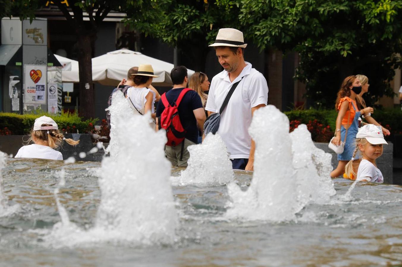 En imágenes, Córdoba se prepara para la gran ola de calor del verano