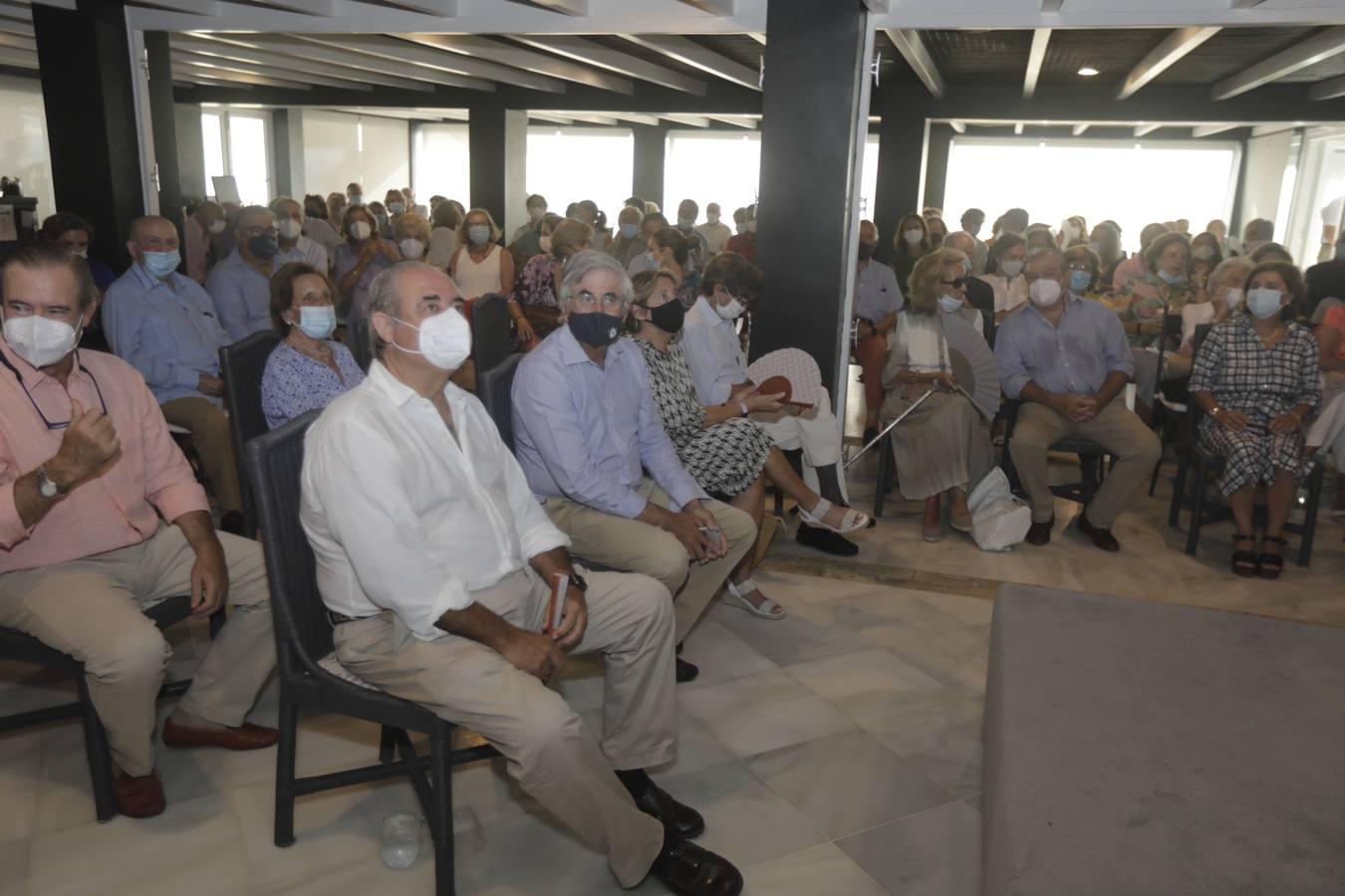 FOTOS: Esperanza Aguirre en el Aula de Cultura de El Buzo, en El Puerto