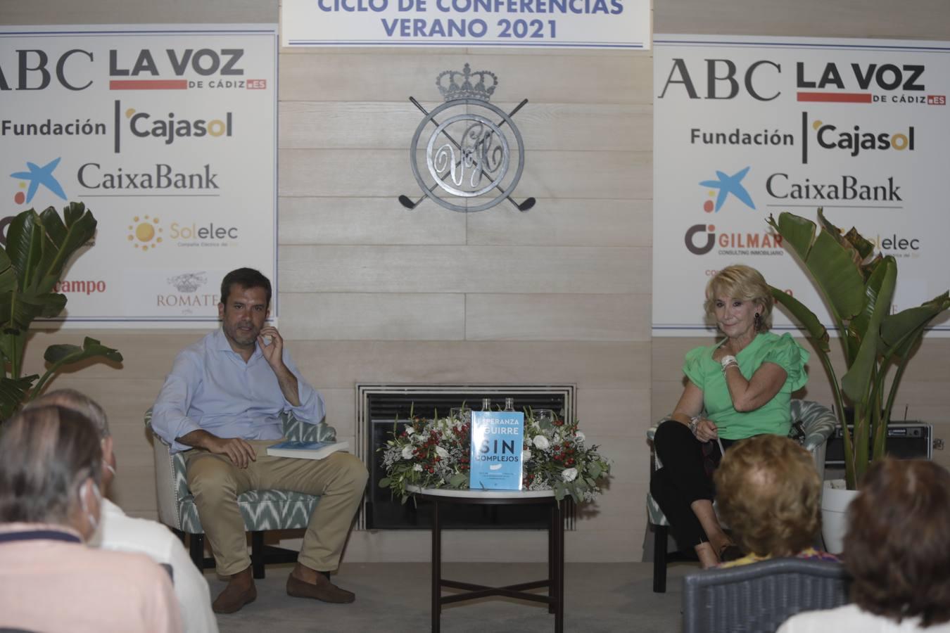 FOTOS: Esperanza Aguirre en el Aula de Cultura de El Buzo, en El Puerto