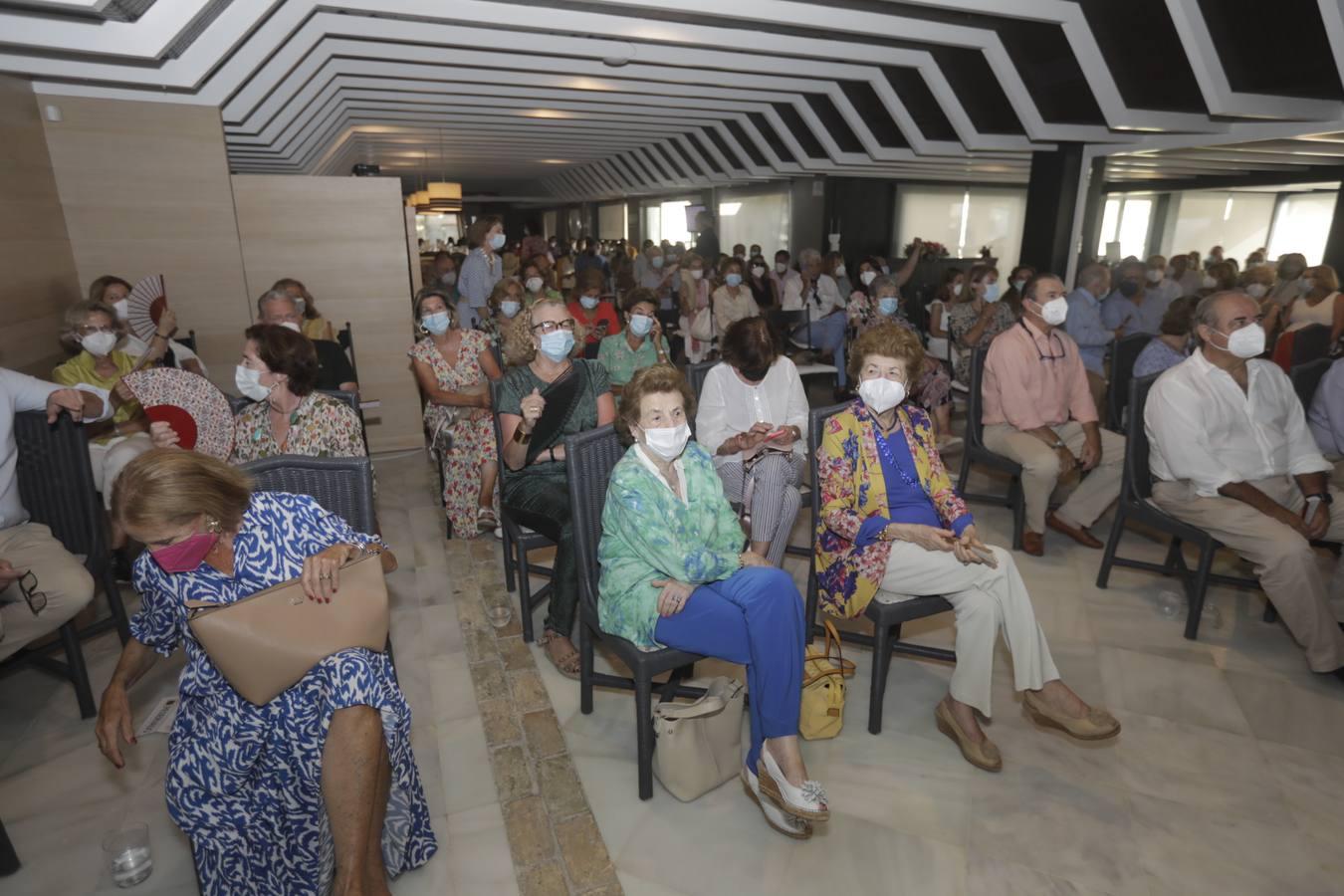 FOTOS: Esperanza Aguirre en el Aula de Cultura de El Buzo, en El Puerto