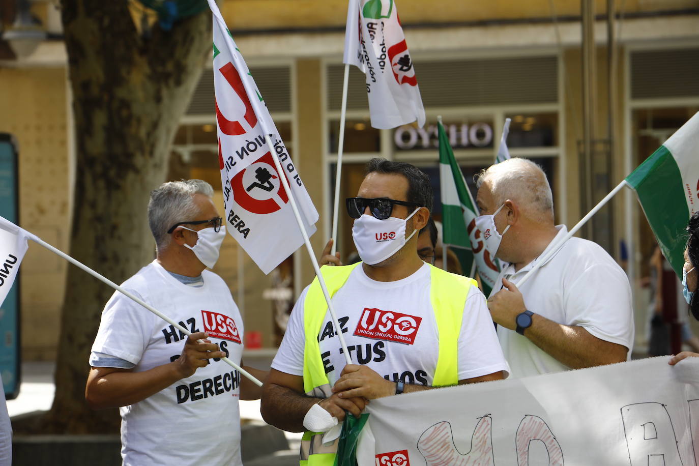 La protesta de los trabajadores de Emergia en Córdoba, en imágenes