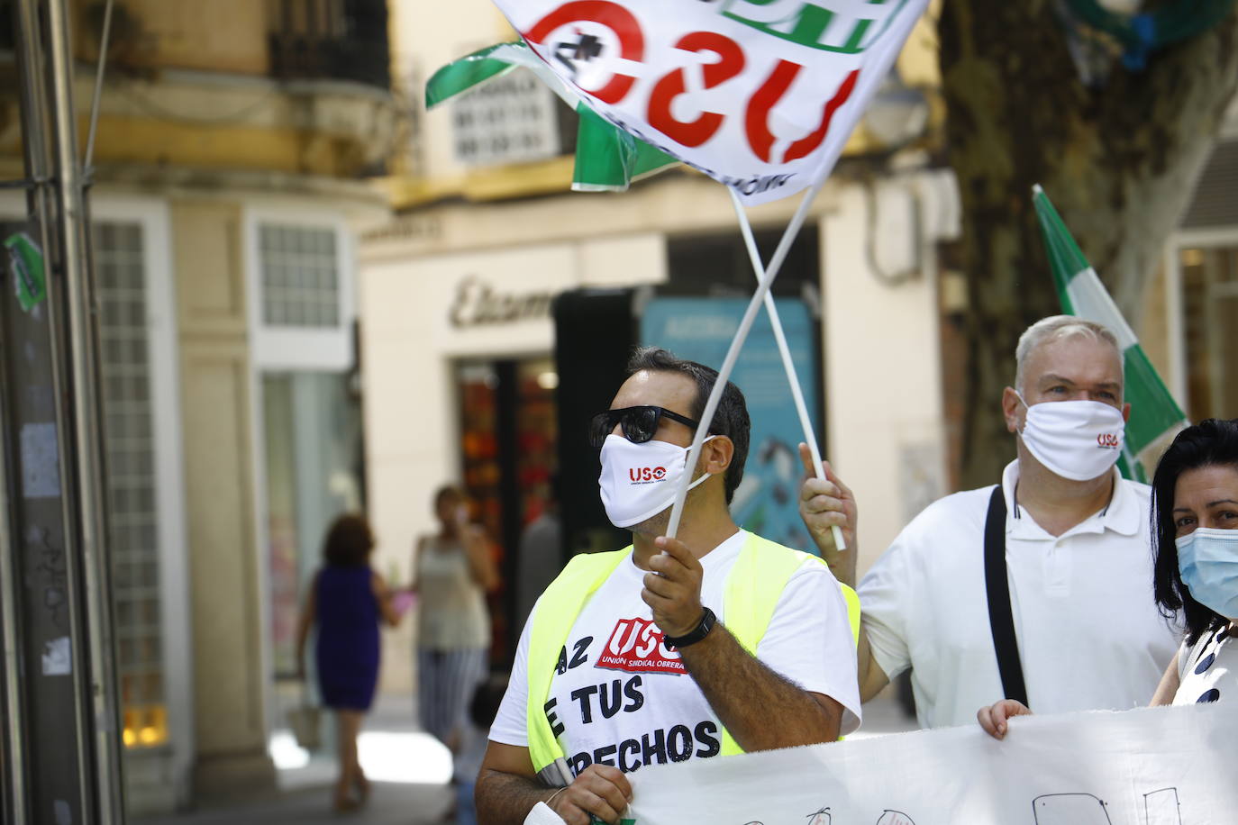 La protesta de los trabajadores de Emergia en Córdoba, en imágenes