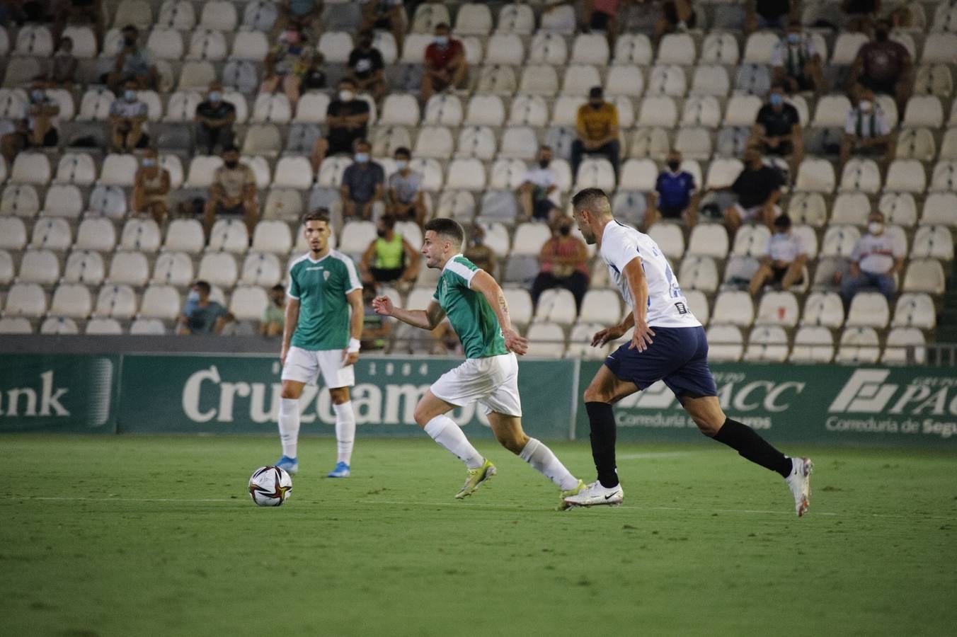 La victoria del Córdoba CF ante el Rayo Majadahonda, en imágenes