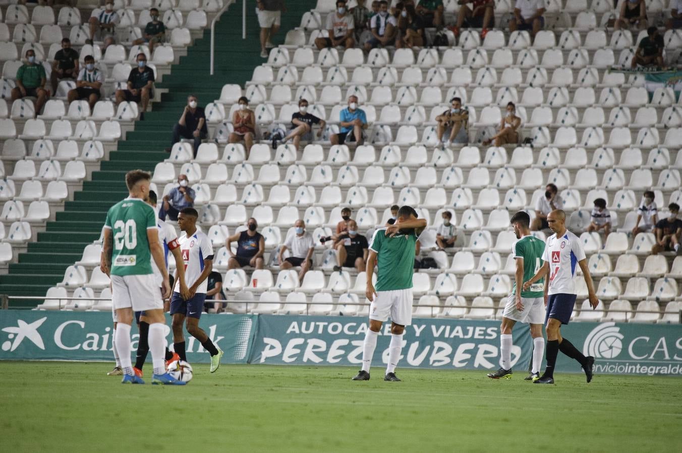 La victoria del Córdoba CF ante el Rayo Majadahonda, en imágenes