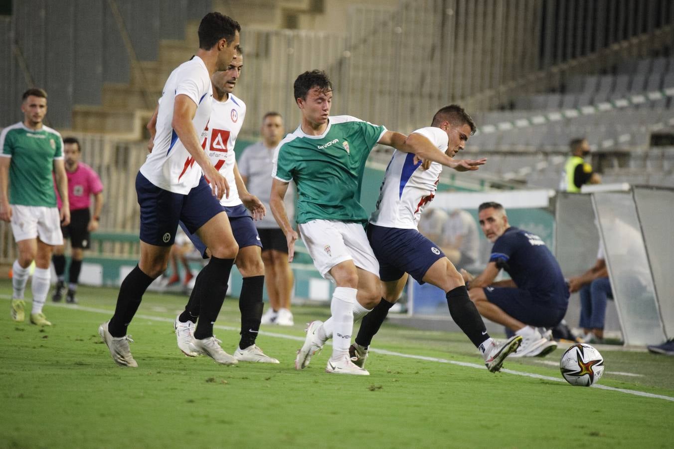 La victoria del Córdoba CF ante el Rayo Majadahonda, en imágenes