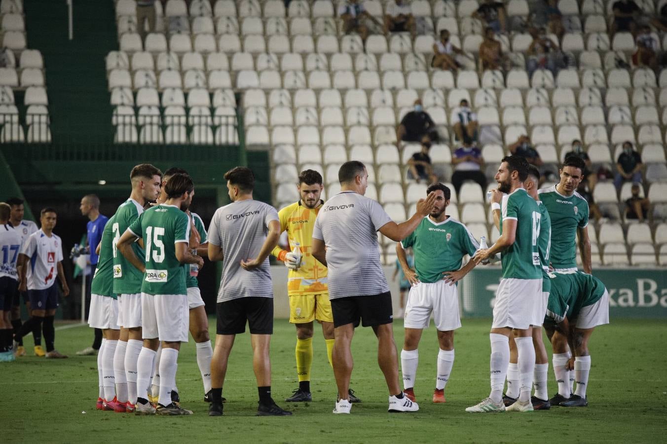 La victoria del Córdoba CF ante el Rayo Majadahonda, en imágenes