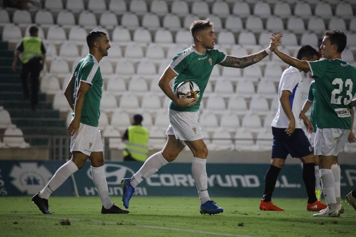 La victoria del Córdoba CF ante el Rayo Majadahonda, en imágenes