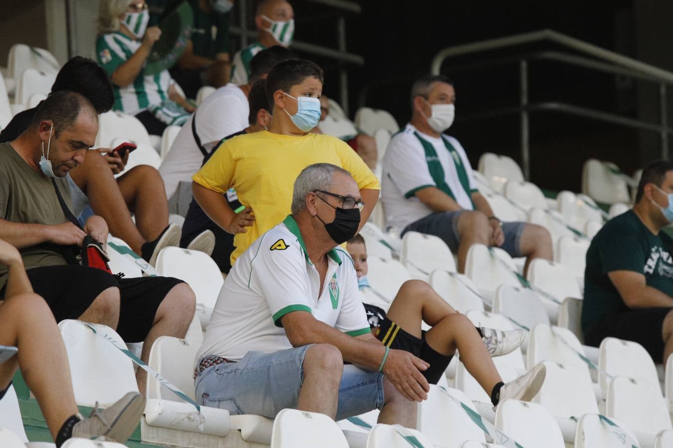 El regreso del público en el Córdoba-Rayo Majadahonda, en imágenes