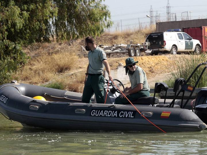 Sevilla fue uno de los primeros destinos donde se abrieron equipos de buceadores de la Guardia Civil en territorio nacional