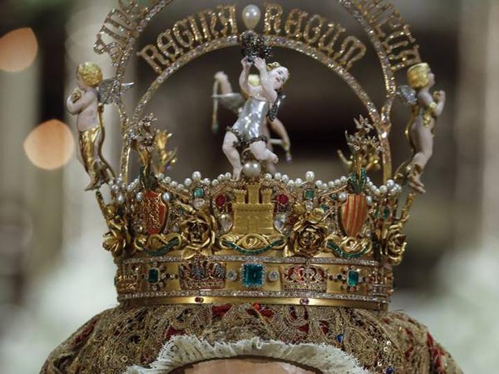 La novena de la Virgen de los Reyes, en imágenes