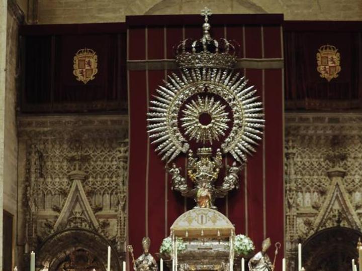 La novena de la Virgen de los Reyes, en imágenes