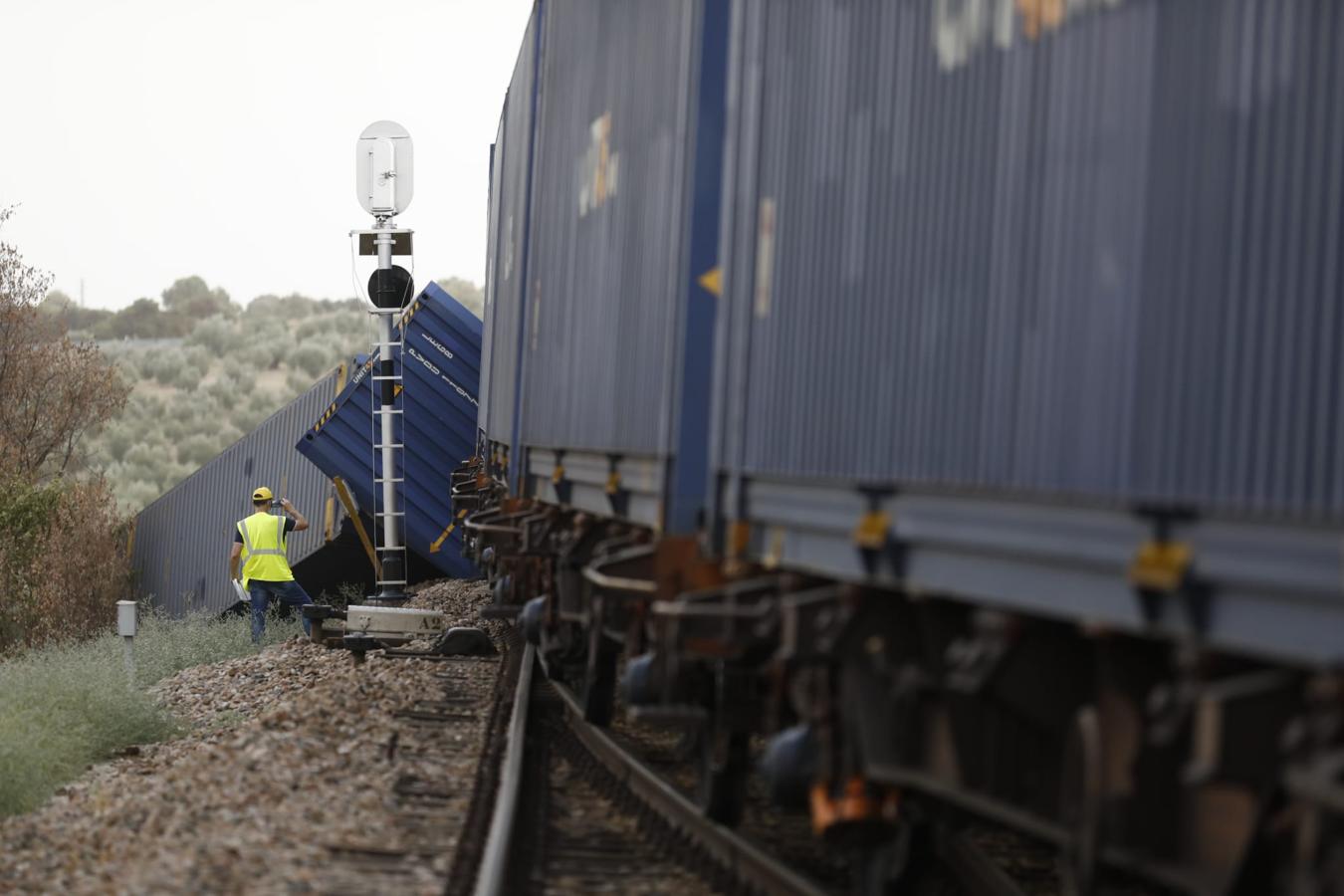 El descarrilamiento del tren en Montoro, en imágenes