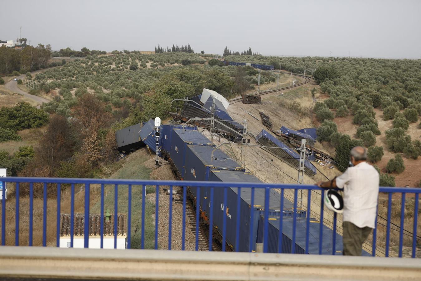 El descarrilamiento del tren en Montoro, en imágenes