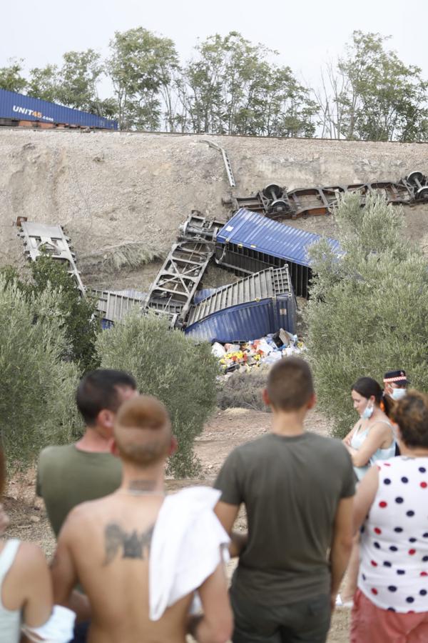 El descarrilamiento del tren en Montoro, en imágenes