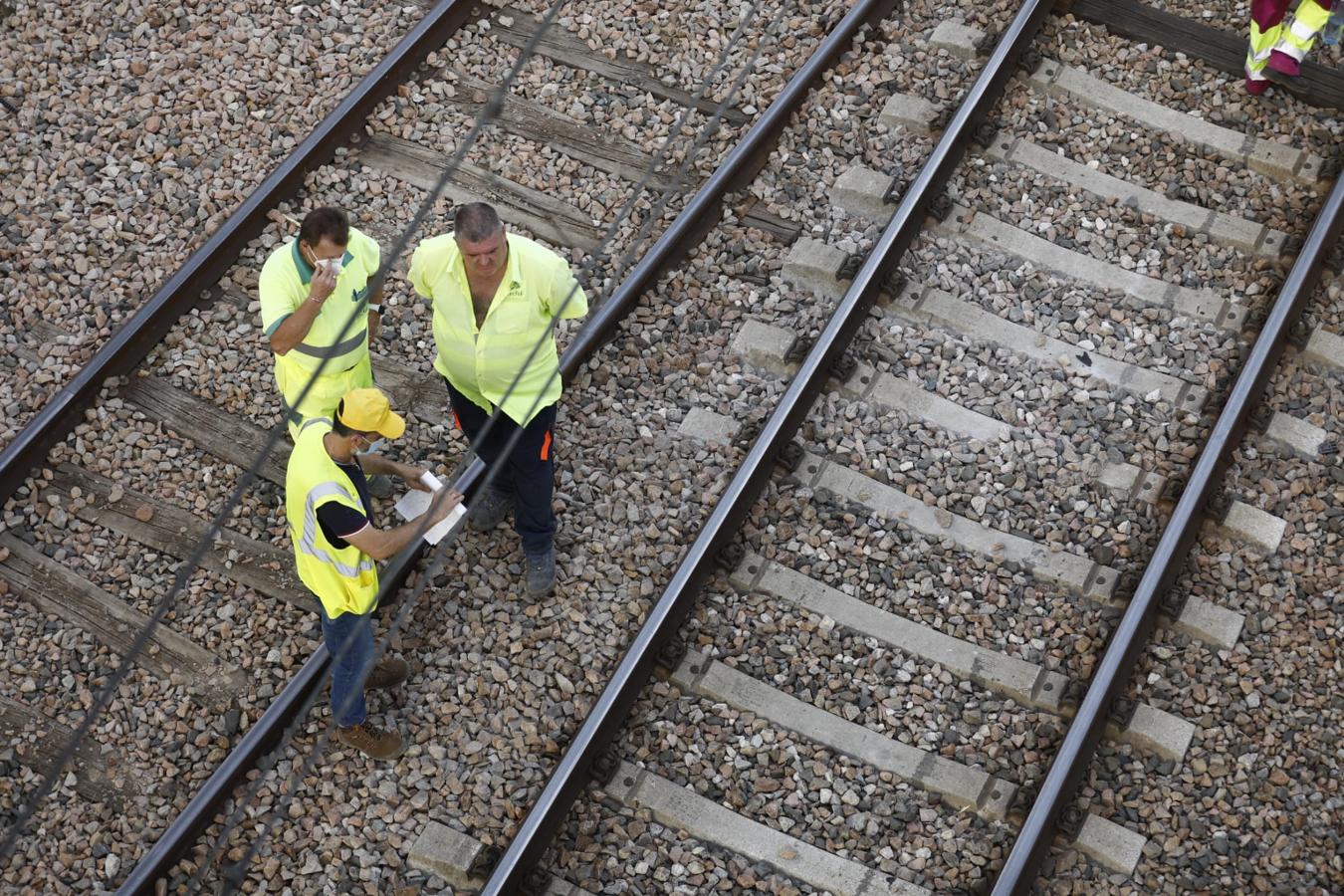 El descarrilamiento del tren en Montoro, en imágenes