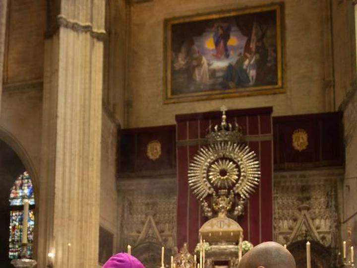 Meneses ha mostrado su deseo de hacer un acto extraordinario con la Virgen de los Reyes