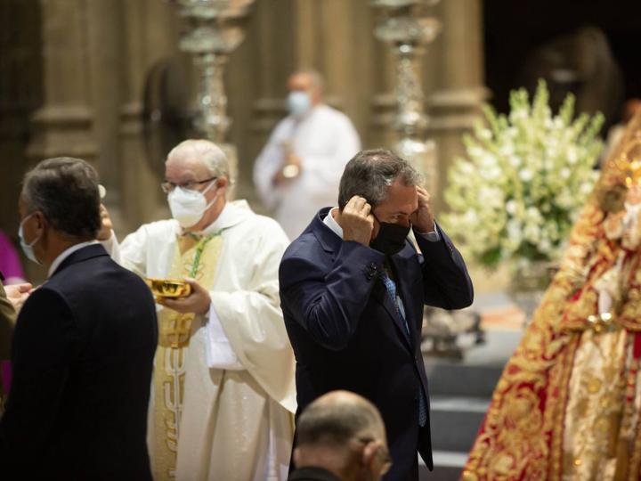 Meneses ha mostrado su deseo de hacer un acto extraordinario con la Virgen de los Reyes