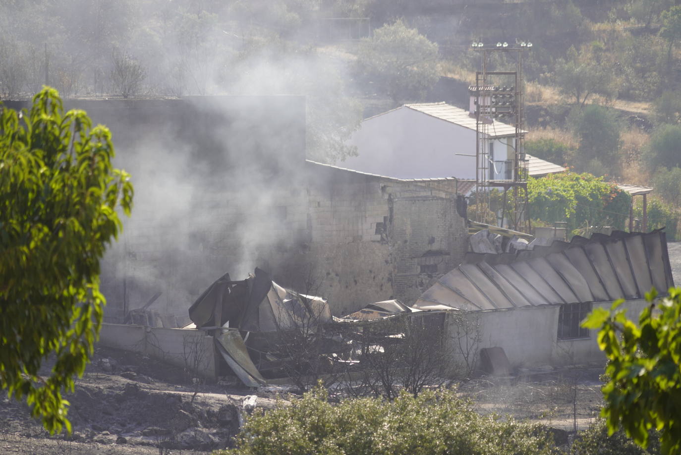 El incendio forestal de Alcaracejos, en imágenes