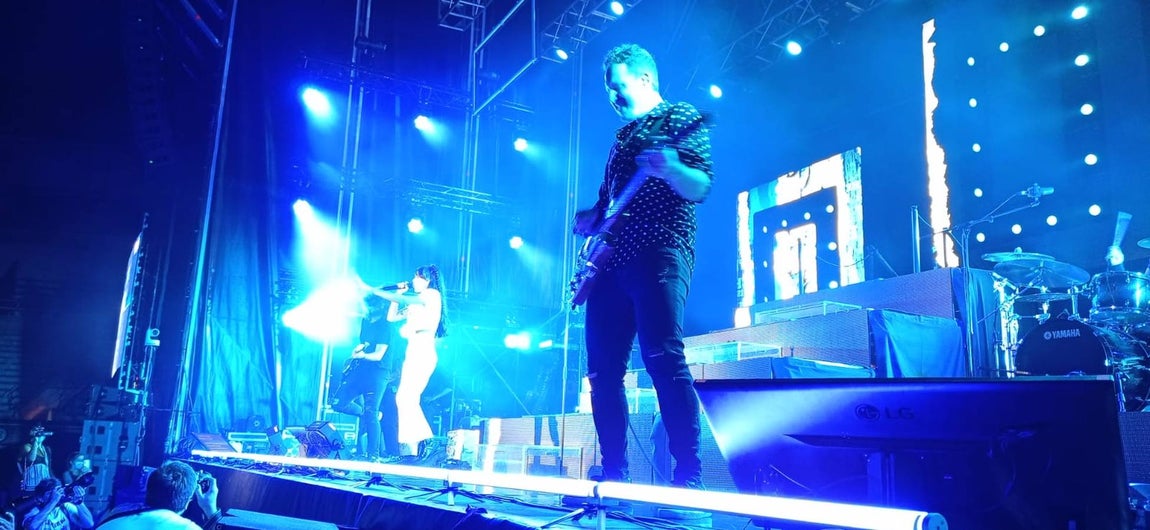 FOTOS: Aitana, derroche de ritmo y coreografía en el Cabaret Festival de El Puerto