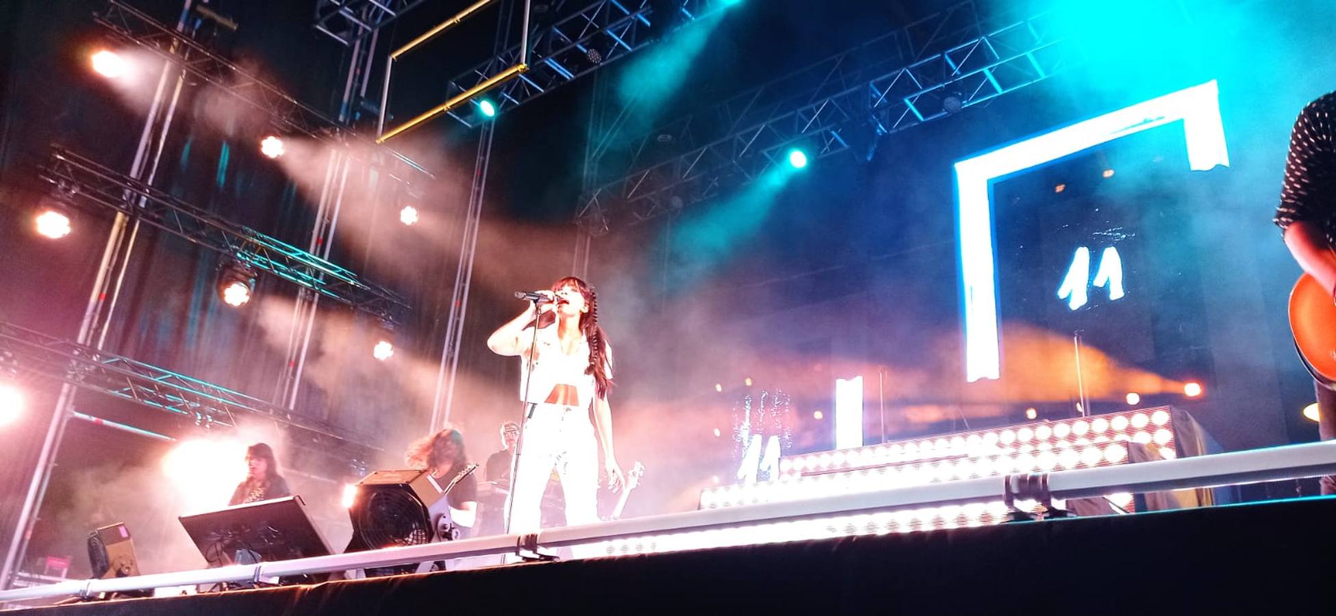 FOTOS: Aitana, derroche de ritmo y coreografía en el Cabaret Festival de El Puerto