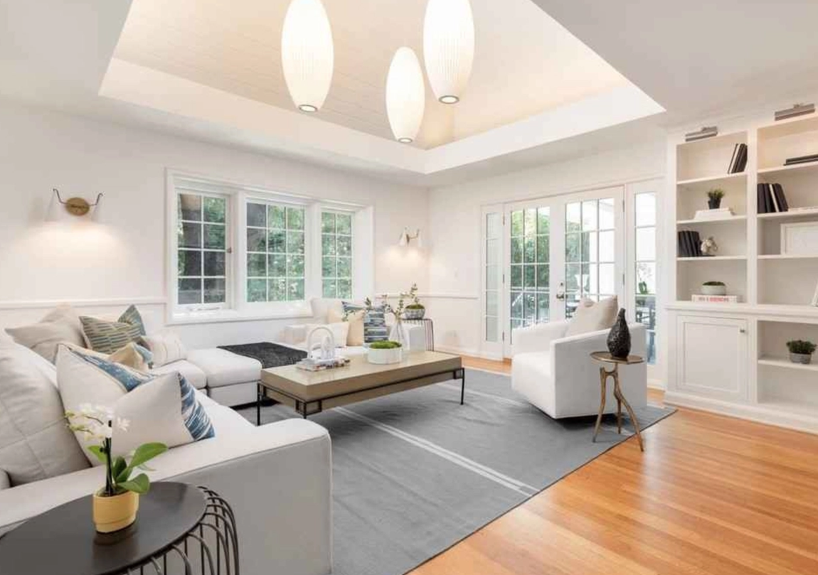 Así es la mansión de Los Feliz de DiCaprio. El motivo de esta venta no es otro que el ganador de un Oscar compró, en mayo de este año, otra propiedad más grande para su progenitor, una mansión por la que pagó 7,1 millones de dólares, unos 6 millones de euros al cambio.