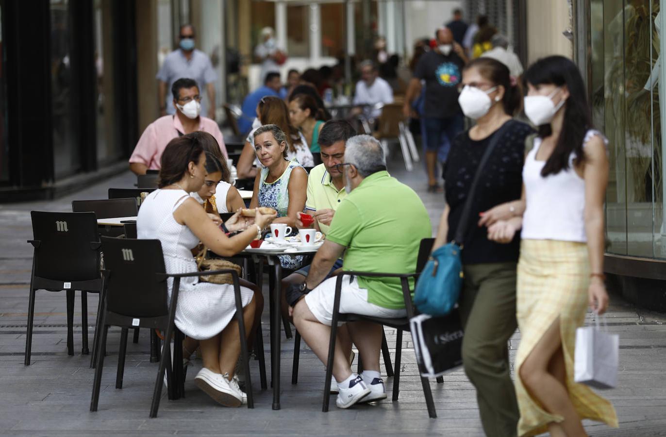 En imágenes, Córdoba recobra la actividad tras el puente de agosto