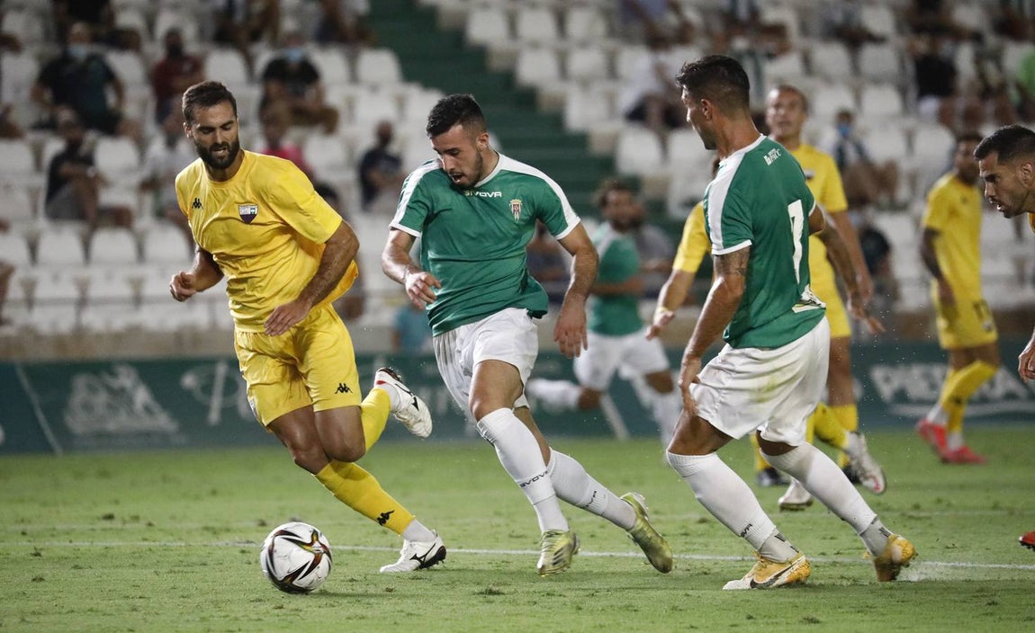 El Córdoba-Extremadura, en imágenes