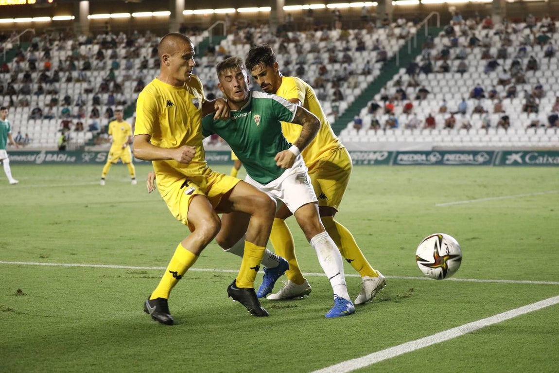 El Córdoba-Extremadura, en imágenes