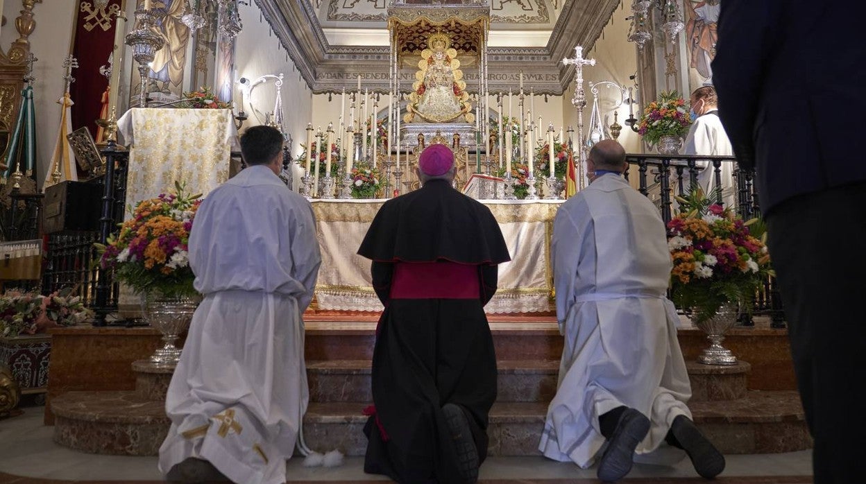 La eucaristía del Rocío Chico, en imágenes