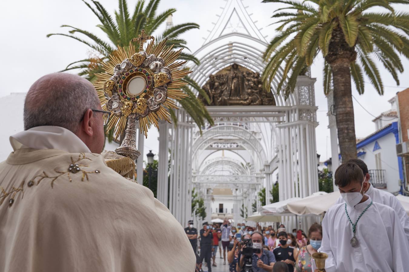 La eucaristía del Rocío Chico, en imágenes