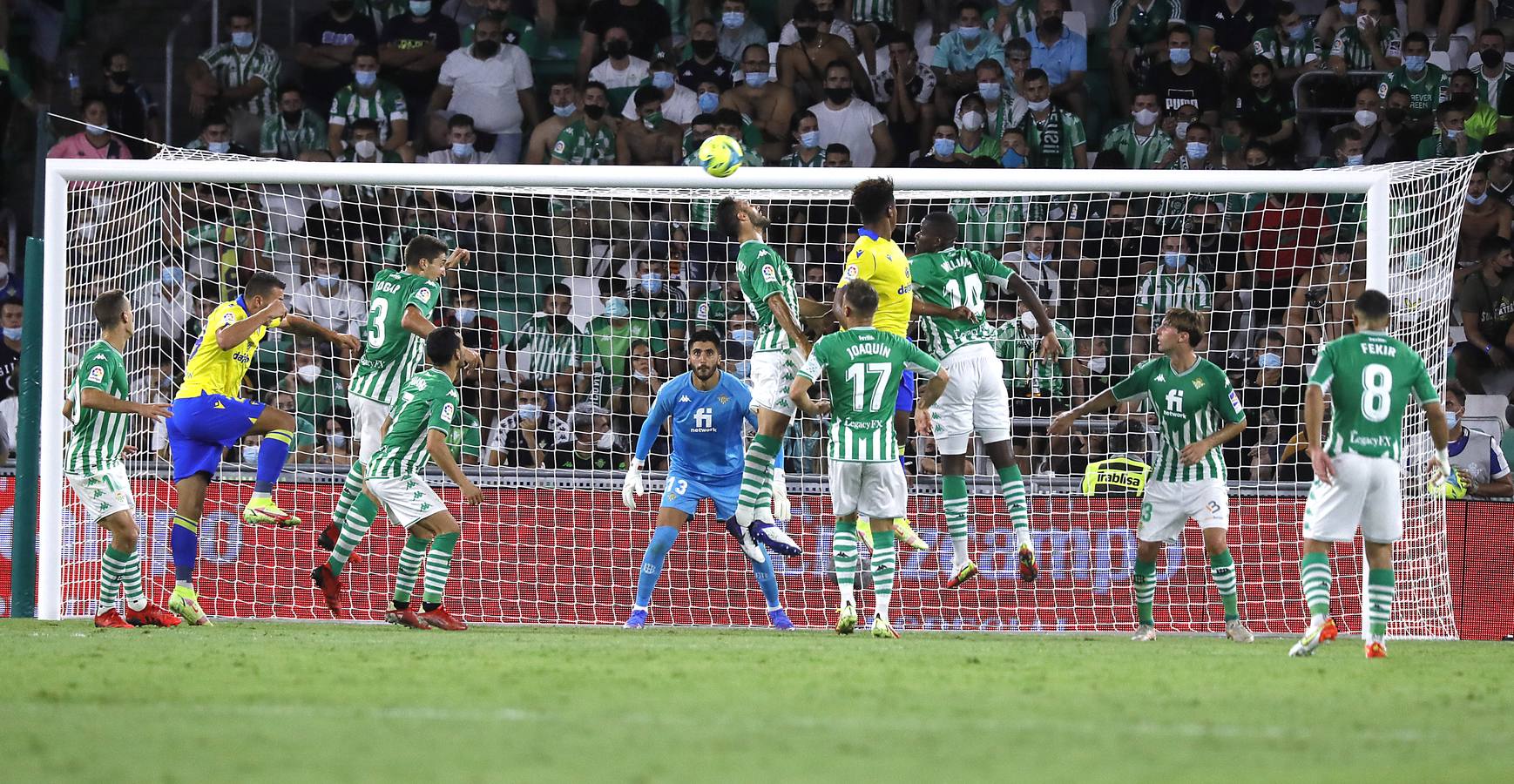 El Real Betis - Cádiz, en imágenes