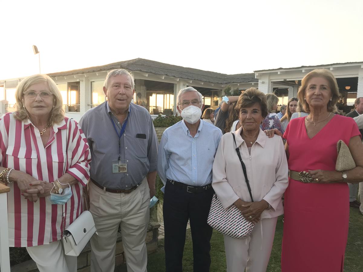 Begoña Calleja, Alfonso Pérez Moreno, Santiago Martínez- Vares, Mariti Llorente y Emi Fernández.. 