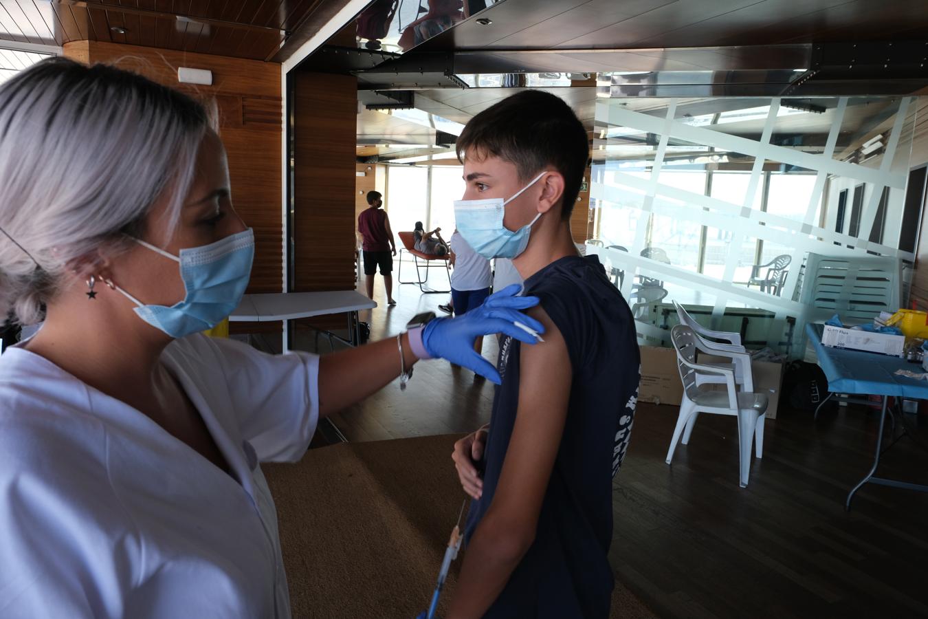 Vacunación sin cita en el centro náutico Elcano