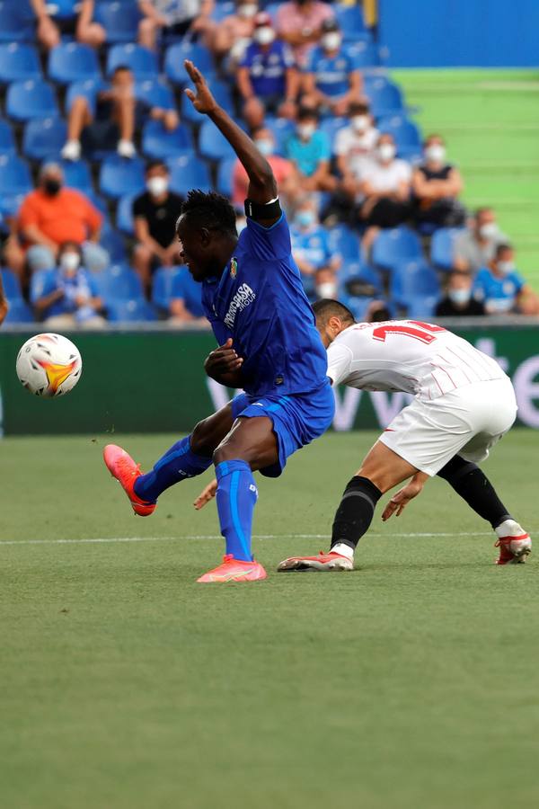 Partido ﻿entre el Getafe y El Sevilla disputado en el Coliseum Alfonso Pérez