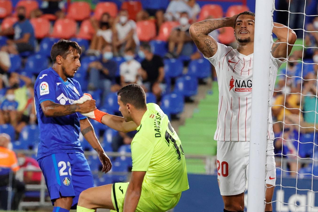 Partido ﻿entre el Getafe y El Sevilla disputado en el Coliseum Alfonso Pérez