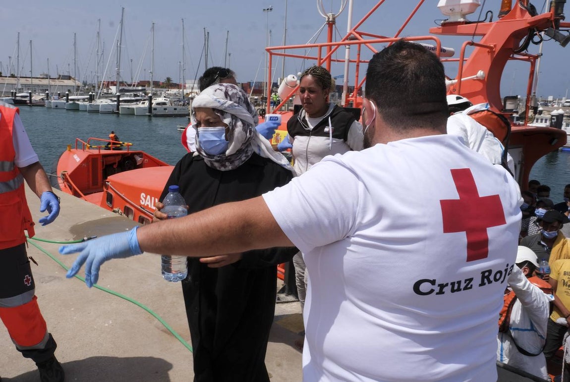 Fotos: Varias pateras llegan a Cádiz