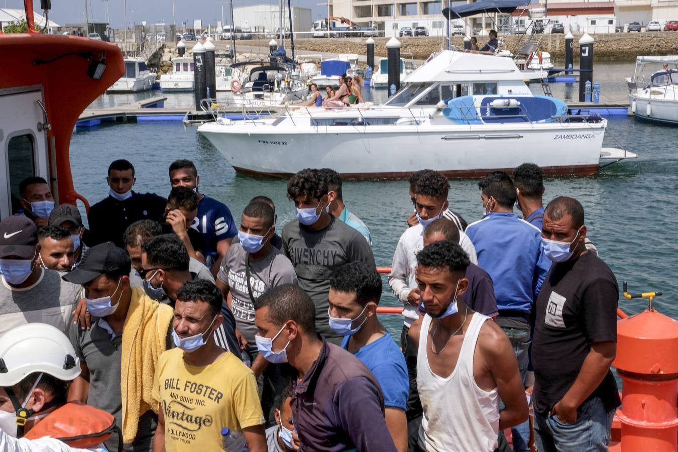 Fotos: Varias pateras llegan a Cádiz