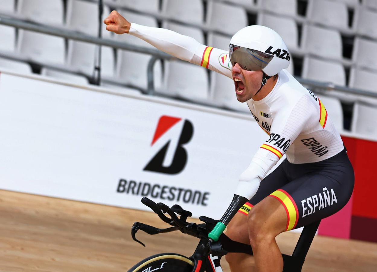 La medalla de oro del ciclista de Córdoba Alfonso Cabello, en imágenes