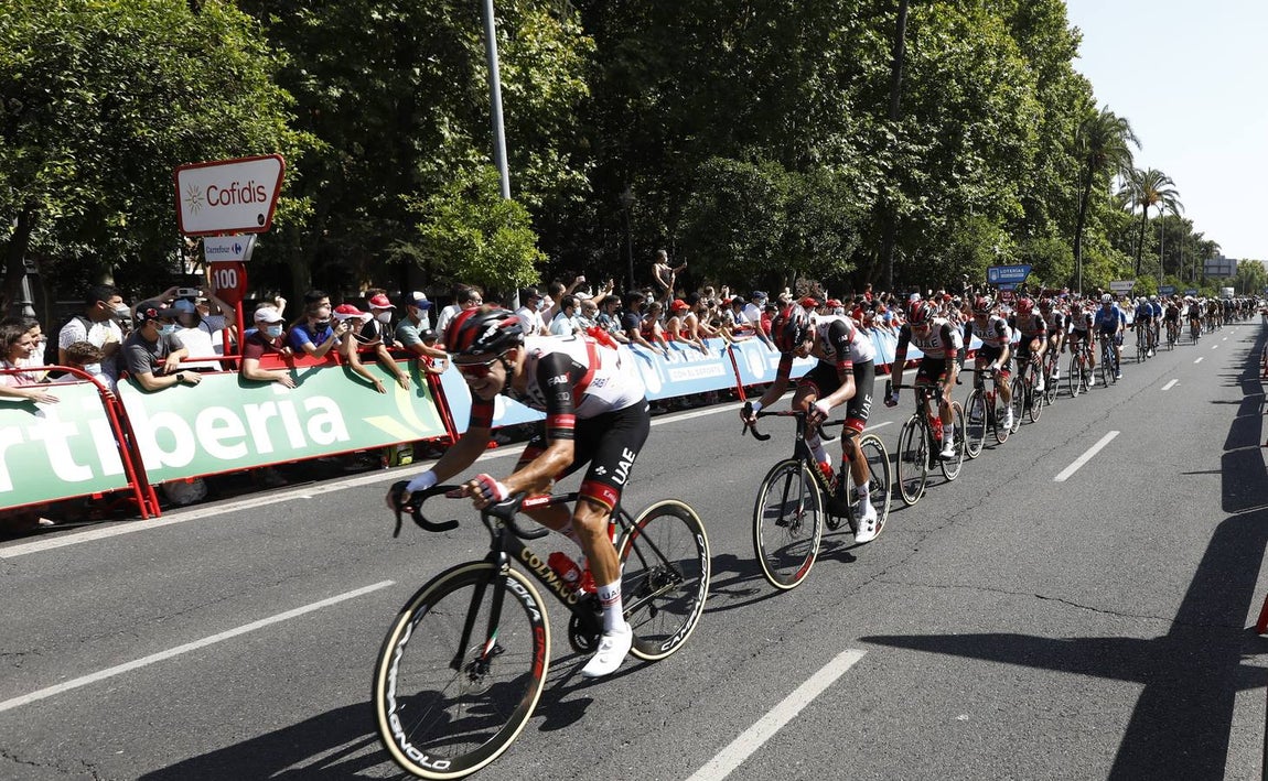 La Vuelta Ciclista a España a su paso por Córdoba, en imágenes