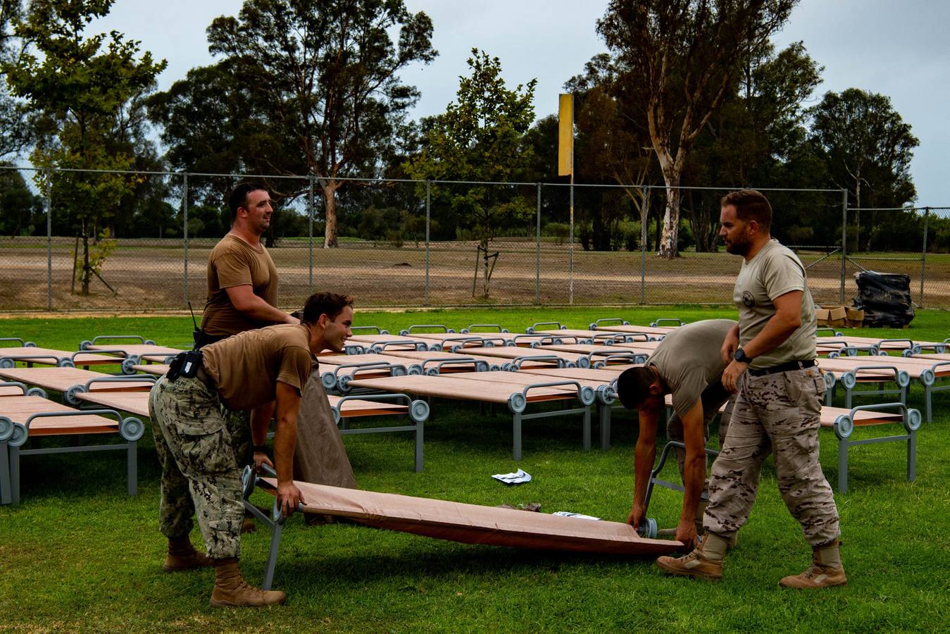 FOTOS: La Base Naval de Rota se prepara para acoger a los refugiados afganos