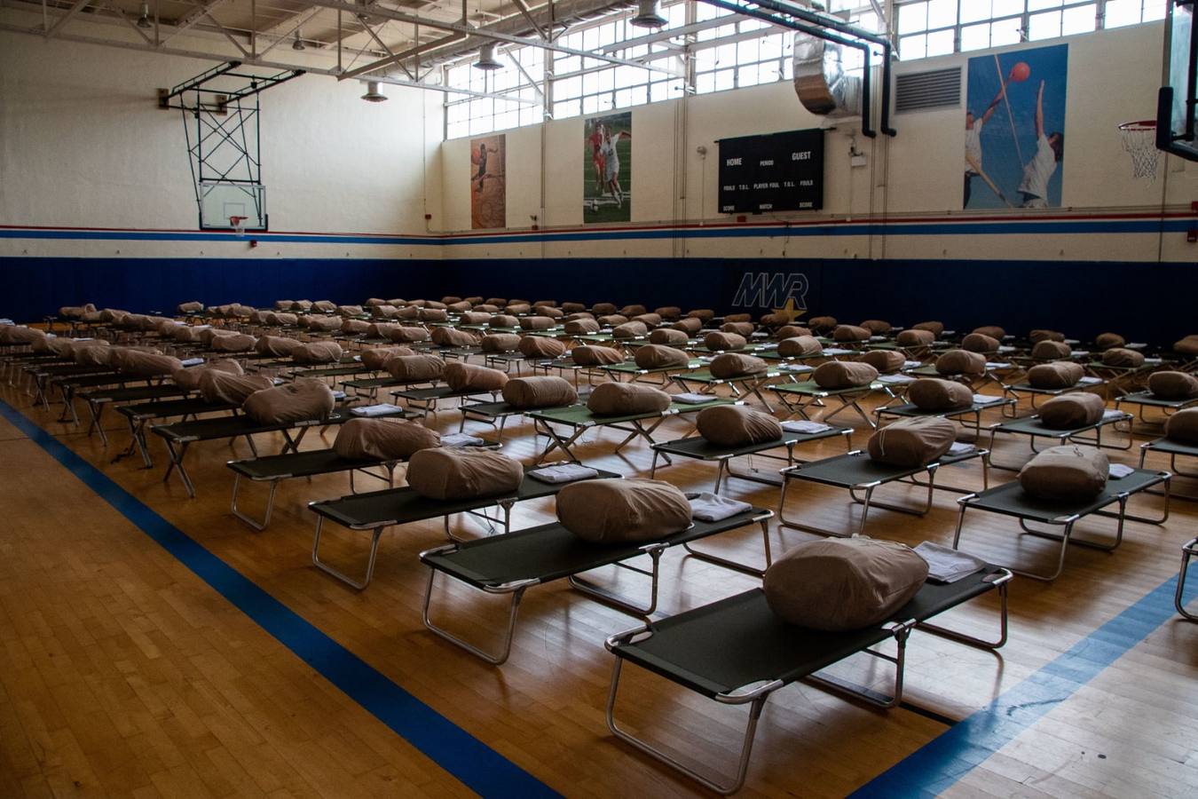 FOTOS: La Base Naval de Rota se prepara para acoger a los refugiados afganos