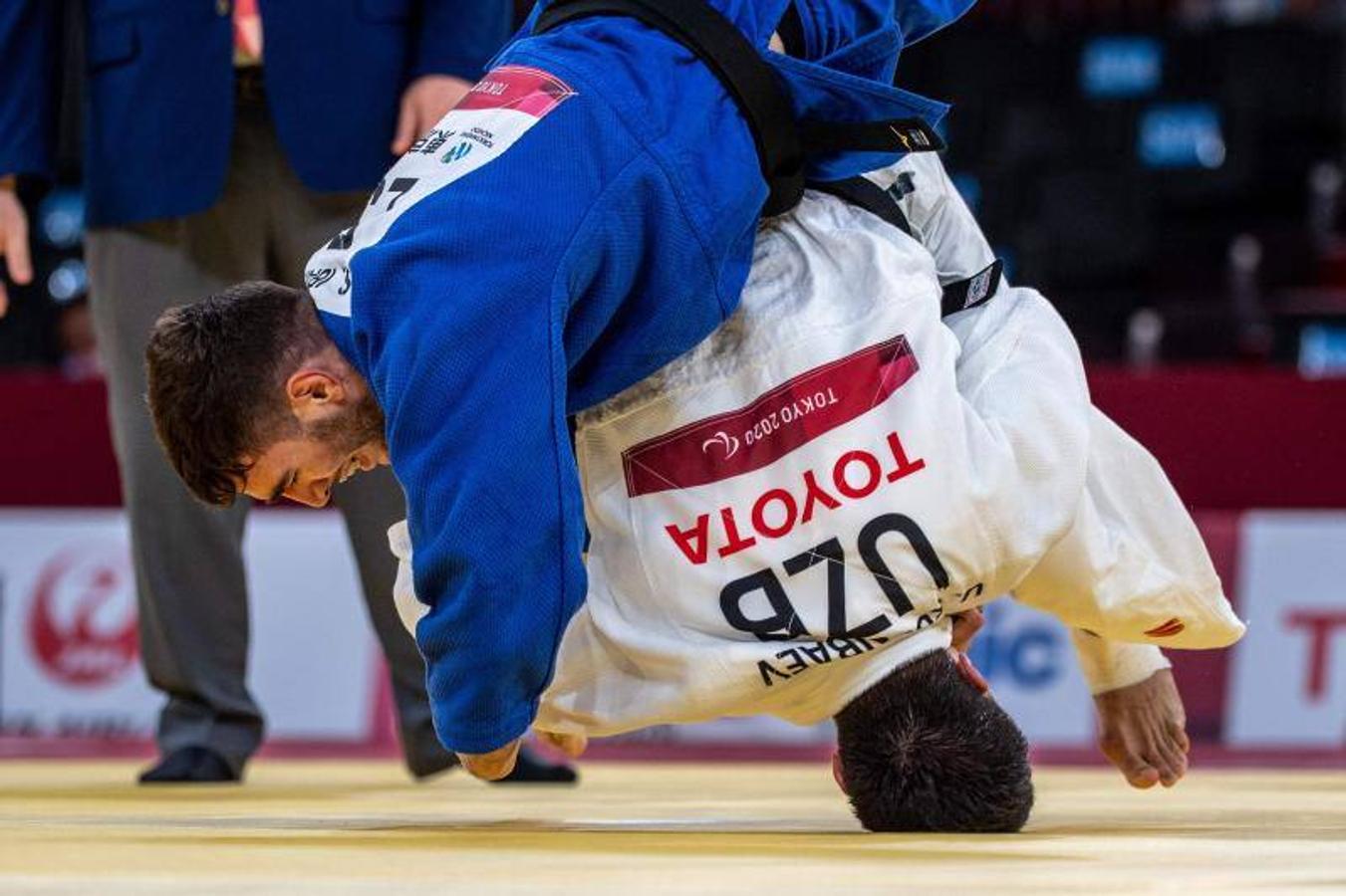 1. Sergio Ibáñez, durante su combate en la final de judo -66